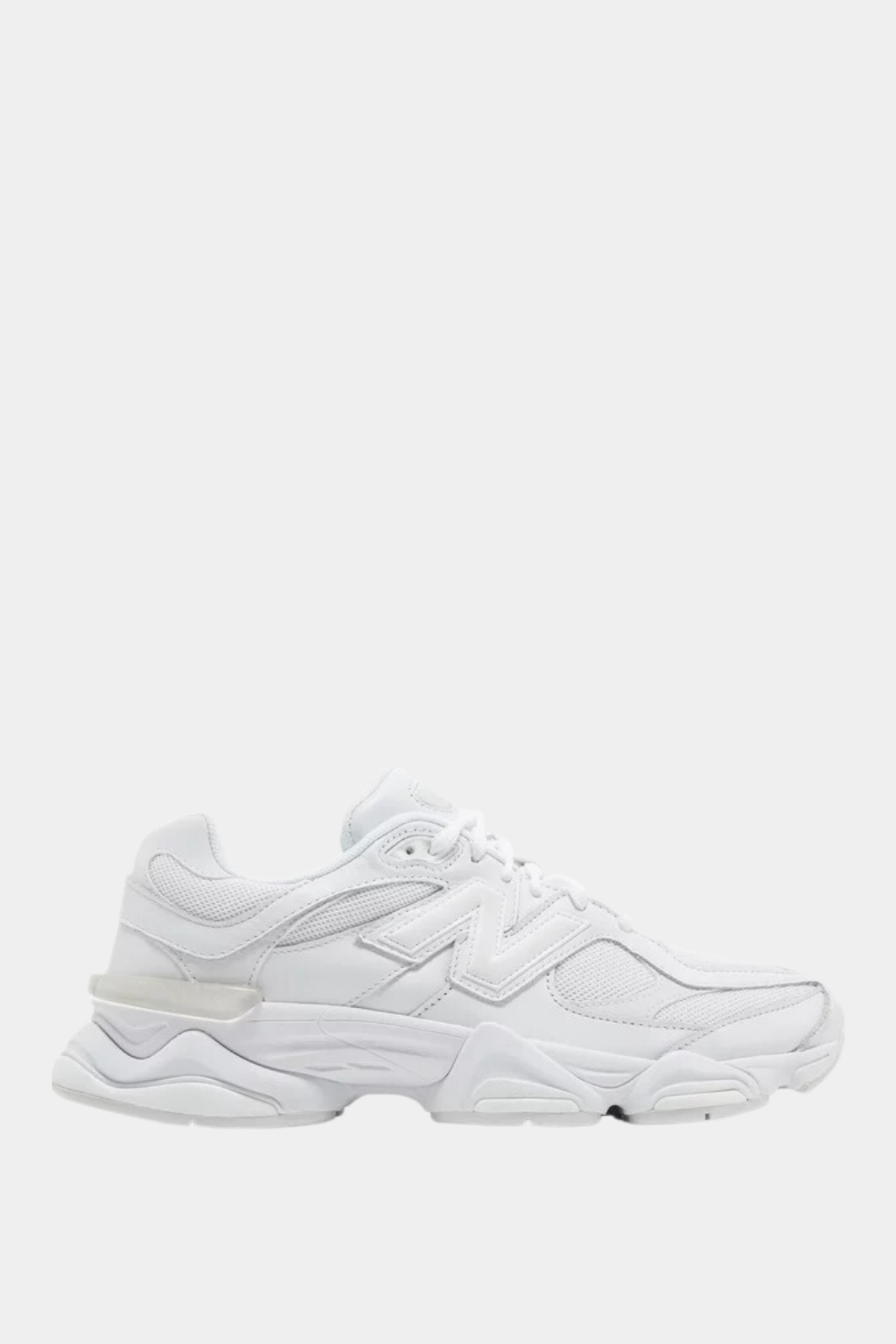 9060 'Triple White'