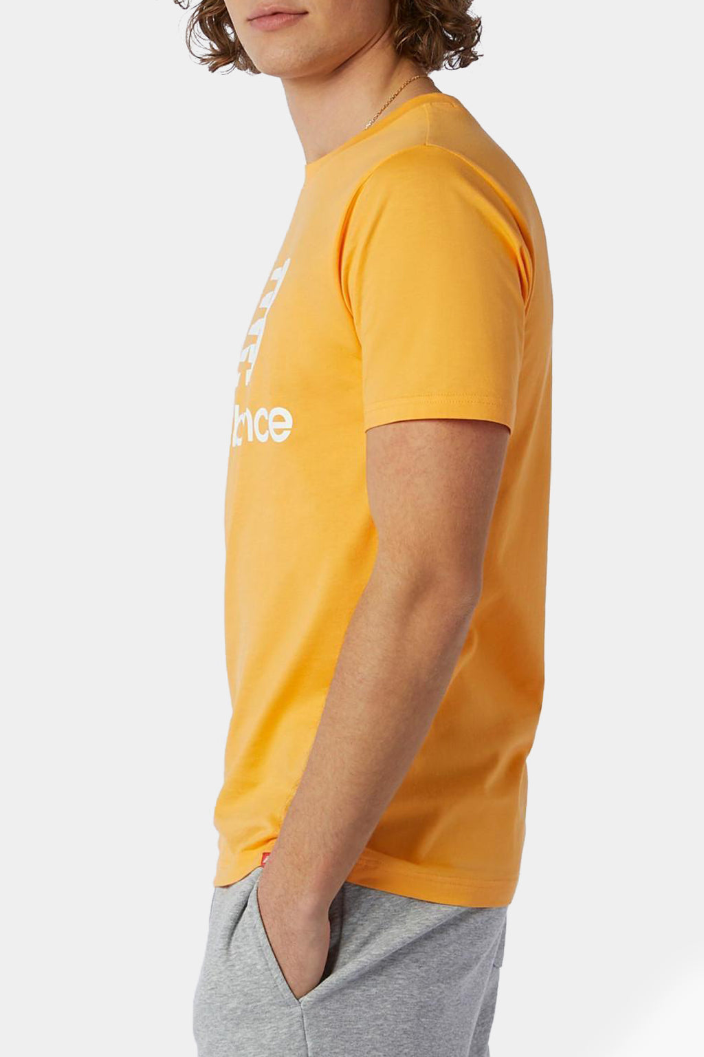 NEW BALANCE - Essentials Stacked Logo Short Sleeve