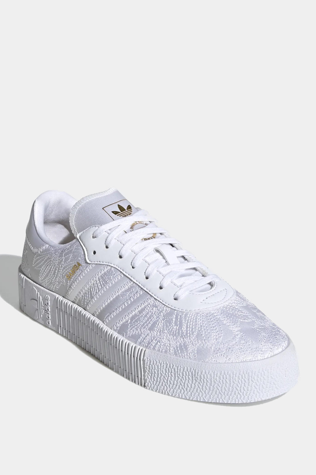 Adidas originals samba rose outlet trainers in iridescent white